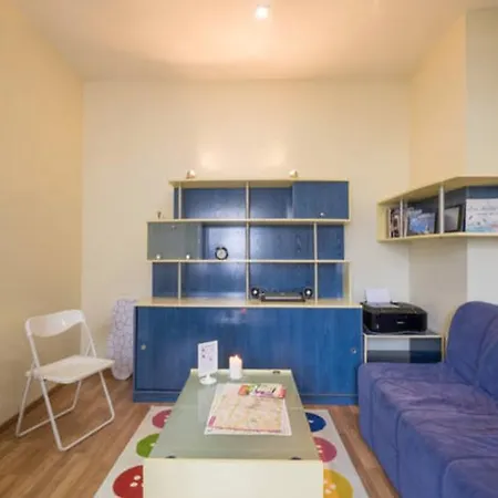 Top Center Night & Cultural! Apartment *